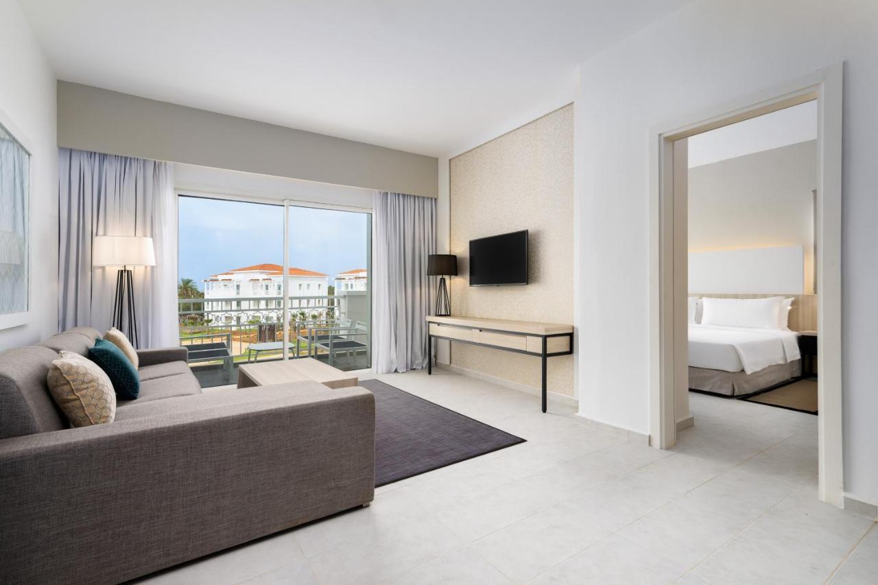 Radisson Blu Residences, Saïdia Екстериор снимка